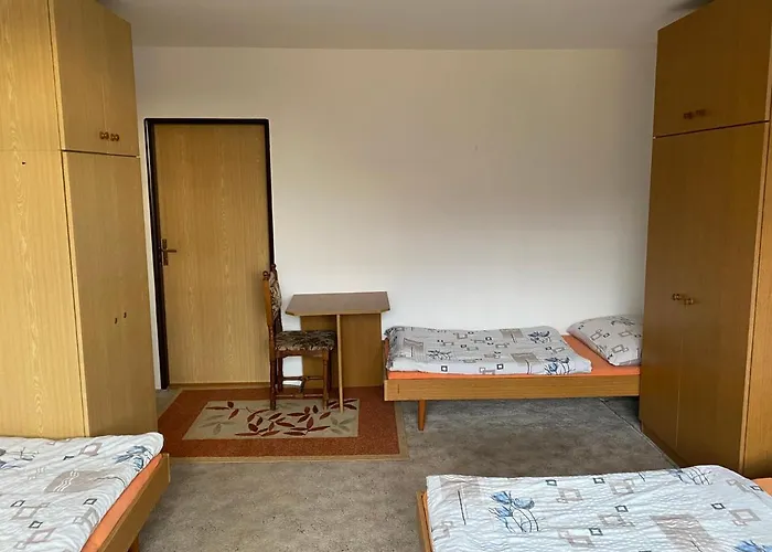 Konukevi Na Bystrici
